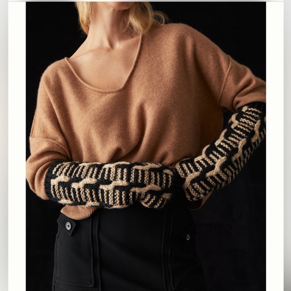Anthropologie RARE Long Fingerless Gloves / Cable-Knit Sleeves - Picture 9 of 16